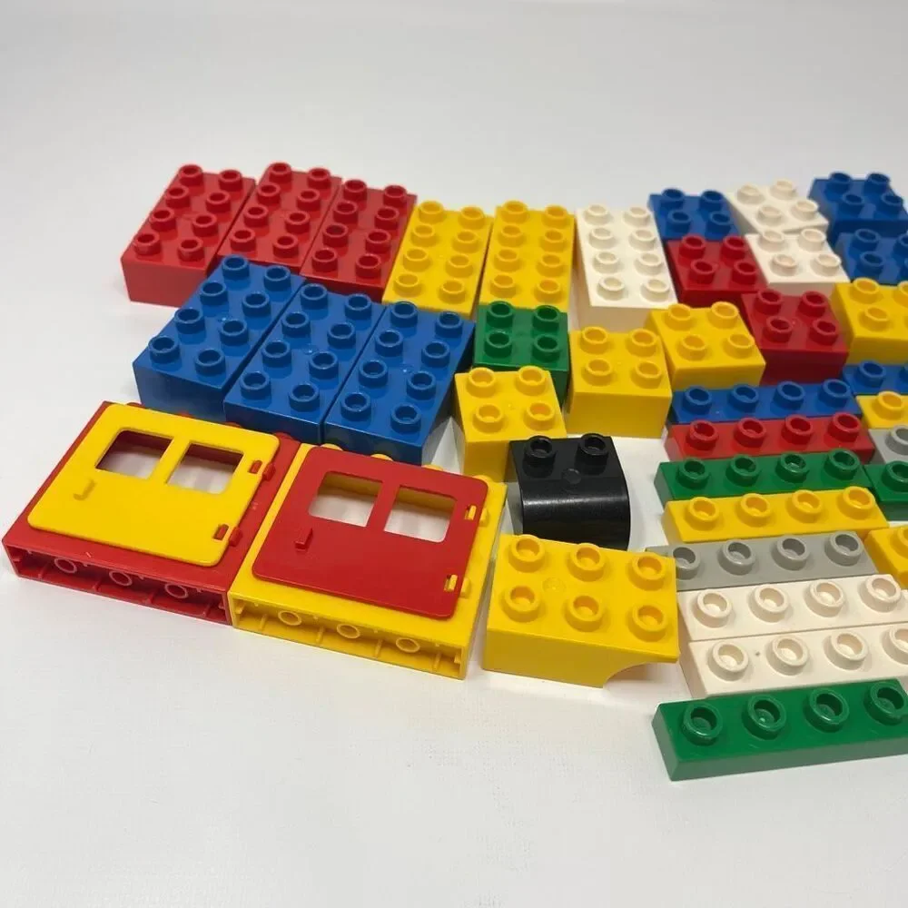 Vintage Tandem 1987 Family Figures Building Bricks Blocks Set 43 Pieces